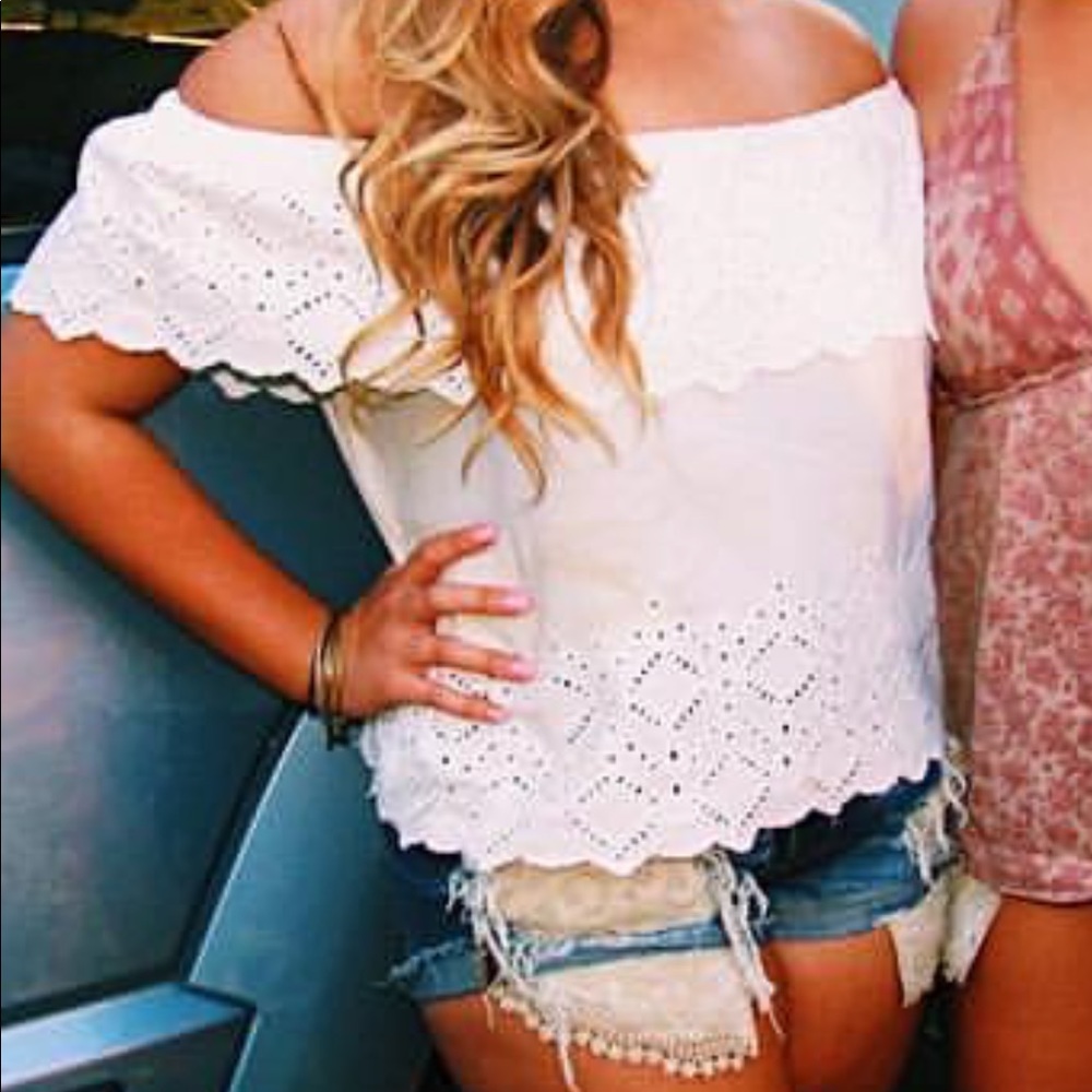 White Off the shoulder top